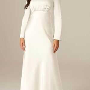 White Bishop Sleeve Scoop Neck Bridal Gown